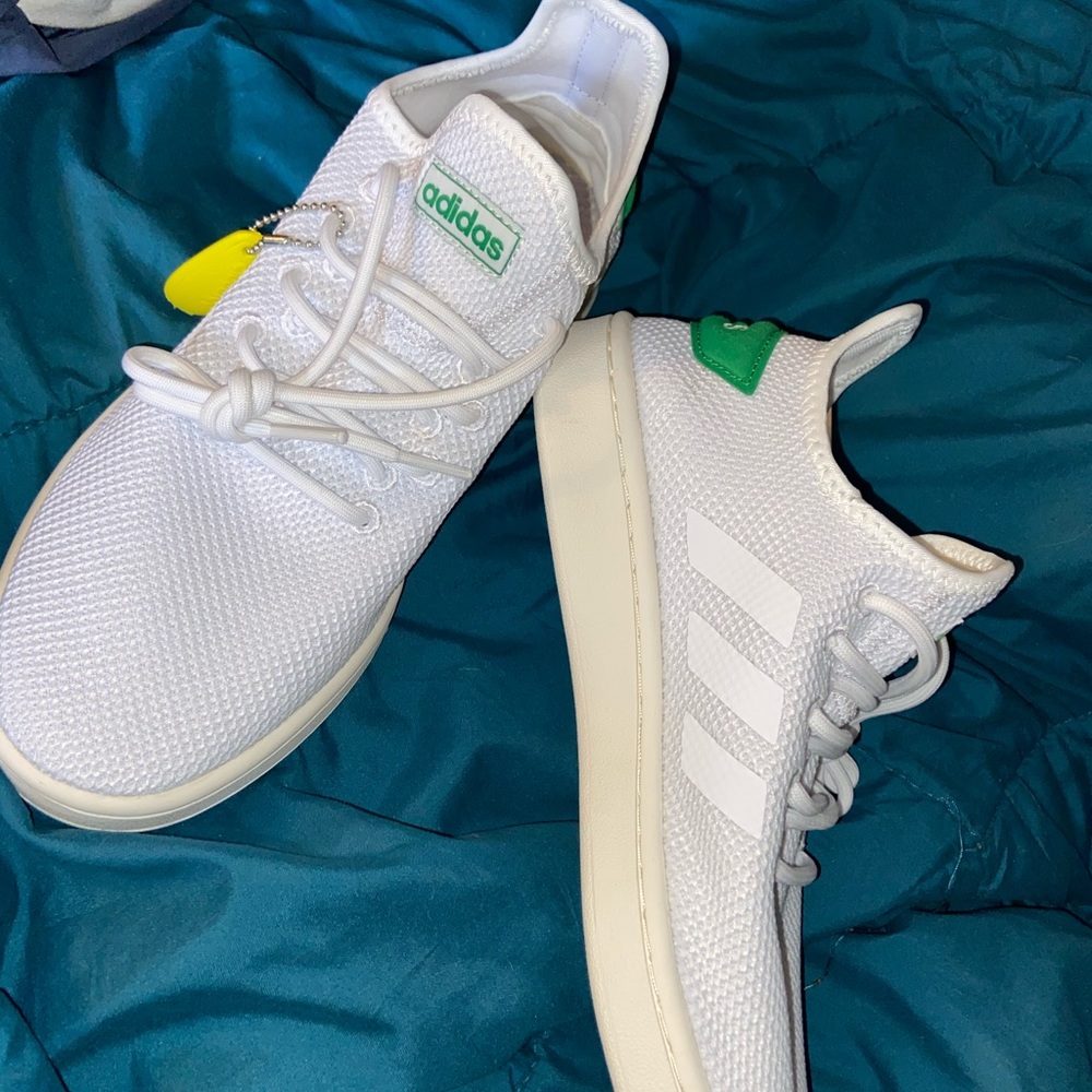 Daily Adapt Adidas Casual/lifestyle shoes